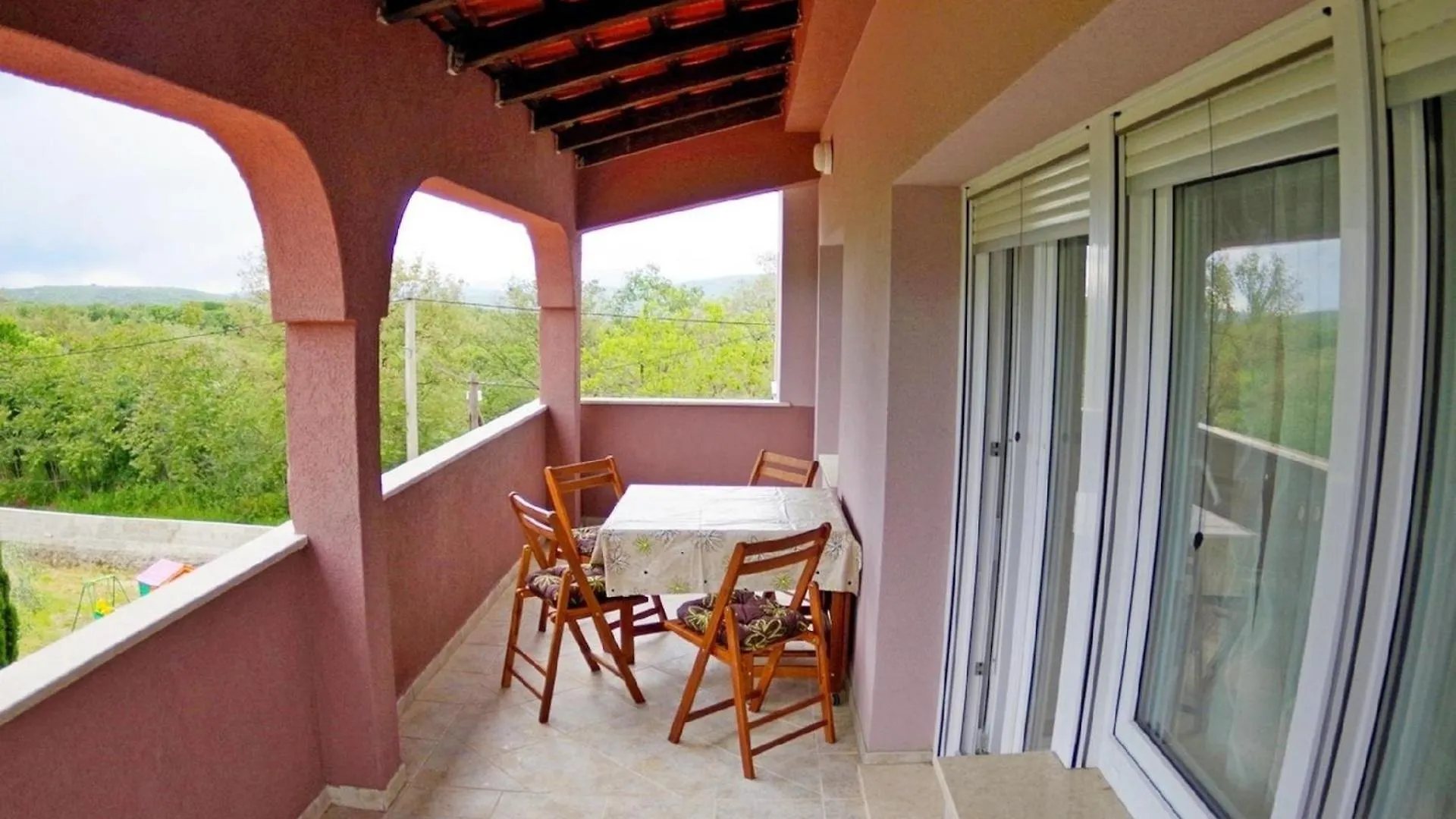 Apartment Ferienwohnung In Rakalj Mit Grill Und Garten