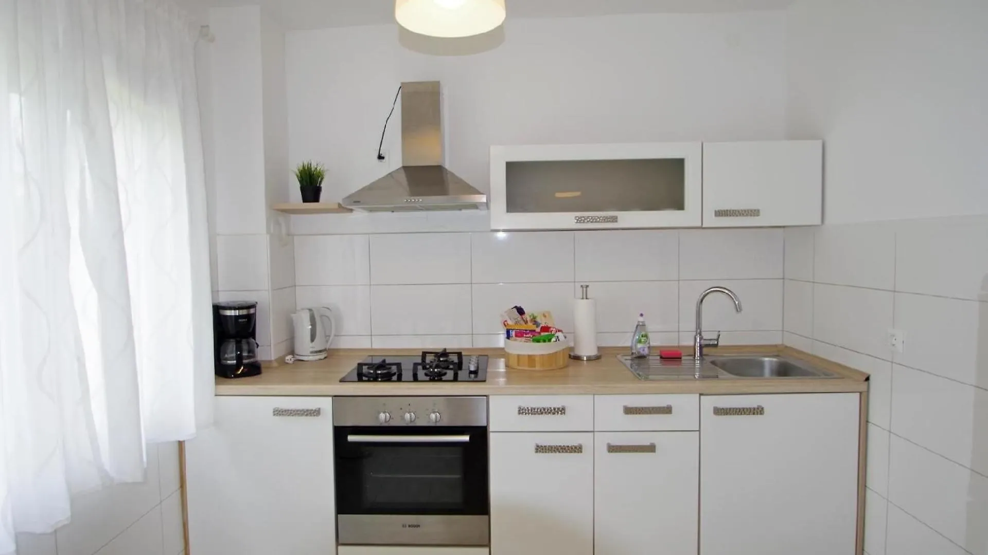 Ferienwohnung In Rakalj Mit Grill Und Garten